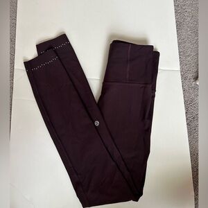 Lululemon maroon leggings